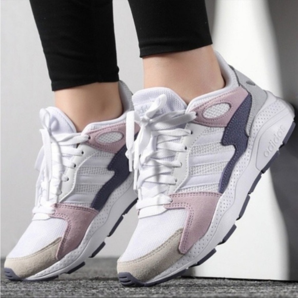 SOLD! Adidas Womens Crazy Chaos Cloudfoam Sneakers